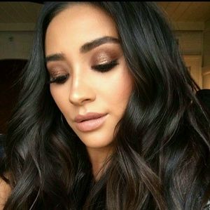 Meet your Posher, Corinna